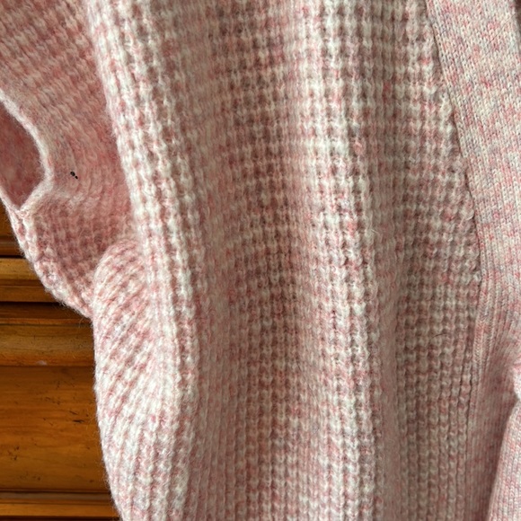 COPY - NWT sweater vest - Picture 3 of 9